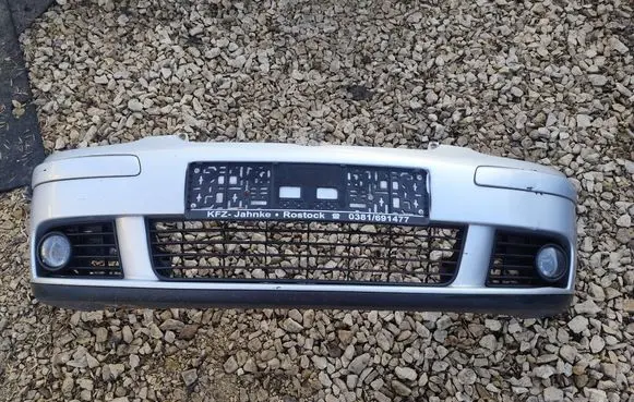 Volkswagen Golf V Front bumper LA7W