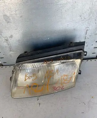 Volkswagen PASSAT B5 Headlight/headlamp
