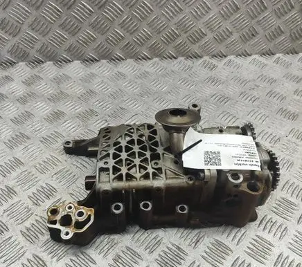 Audi A4 S4 B7 8E 8H Oil pump 06B103535F