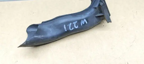 Mercedes-Benz S W221 Air intake duct part A2215280209