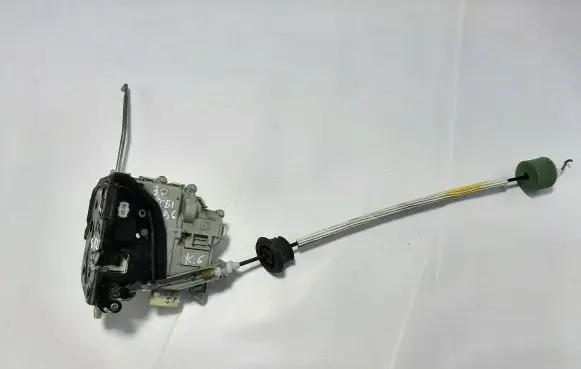 Audi A6 S6 C6 4F Rear door lock 4F2837015D