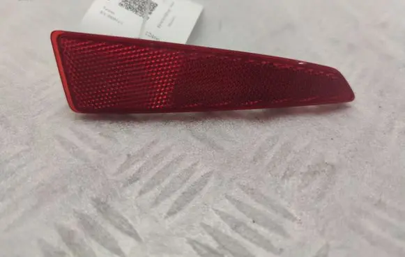 Rear tail light reflector