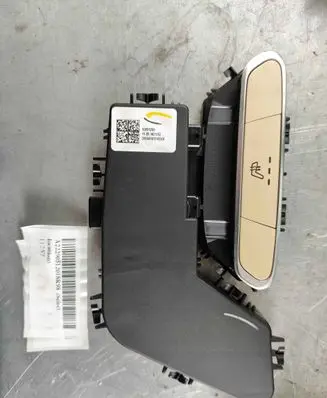 Mercedes-Benz S W222 Seat heating switch A22290512018R98