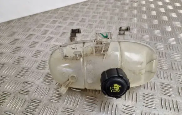 Coolant expansion tank/reservoir