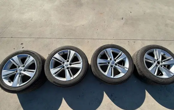 Opel Insignia B R17 alloy rim 