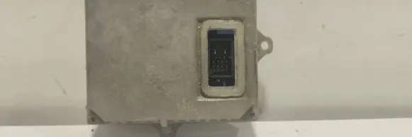 Peugeot 407 Xenon control unit/module 1307329095 1039F00743