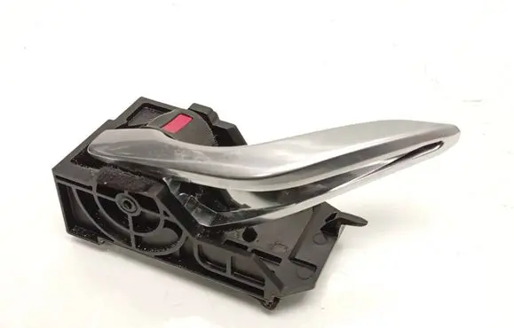 Mazda 6 Front door interior handle T8315