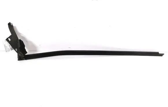 Mercedes-Benz SLK R171 Front door glass trim molding A1717200224