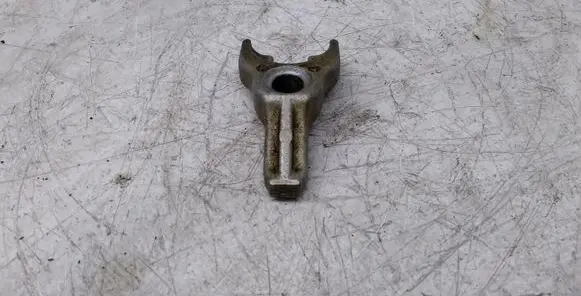 BMW 3 E90 E91 Fuel Injector clamp holder