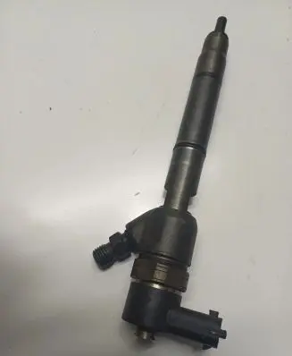 KIA Ceed Fuel injector 0445110320