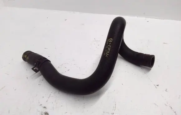 Mazda CX-3 Engine coolant pipe/hose