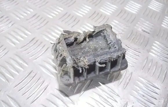 BMW 1 E82 E88 Jacking socket point 