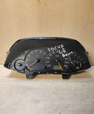 Ford Focus Speedometer (instrument cluster) 44Z0115 10841