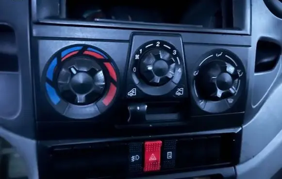 Iveco Daily 35.8 - 9 Air conditioning/heating control unit 