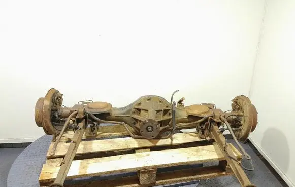 Mitsubishi Pajero Rear differential 