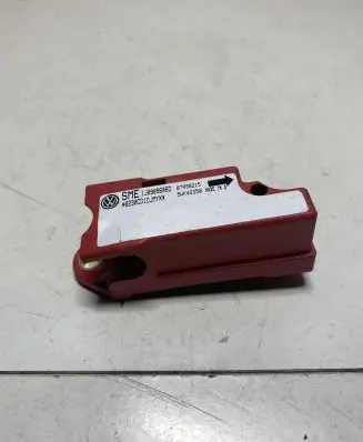 Volkswagen Golf IV Airbag deployment crash/impact sensor 1J0909606D 07990215 5WK42350
