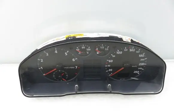 Audi A4 S4 B5 8D Speedometer (instrument cluster) 8D0919033C