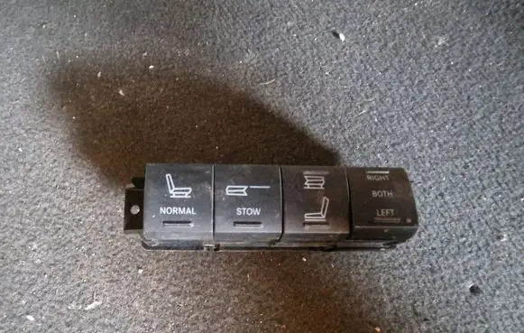 Chrysler Town u0026 Country V Seat control switch 10001335