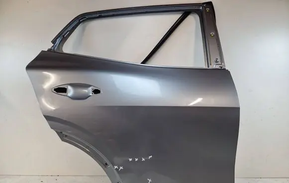KIA Sportage Rear door 