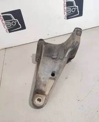 Volkswagen Transporter - Caravelle T5 Engine mounting bracket 7H0199370A