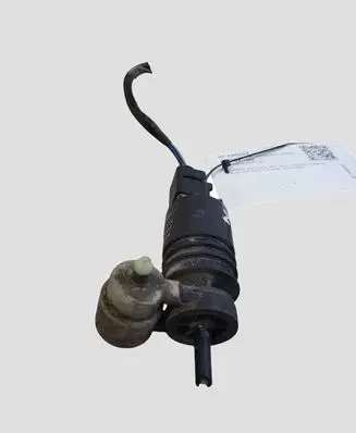 Opel Astra J Windscreen/windshield washer pump 13250357 3240117