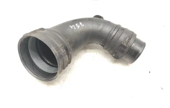 Maserati Ghibli Air intake hose/pipe 70568413 670003845