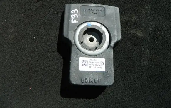 BMW 3 F30 F35 F31 Rear differential mounting bracket 6850212