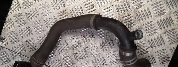 Volkswagen Golf V Engine coolant pipe/hose