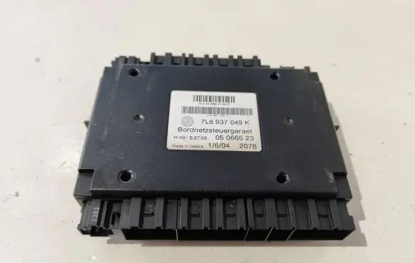 Volkswagen Touareg I Comfort/convenience module 7L6937049K 05066523 H49S2703