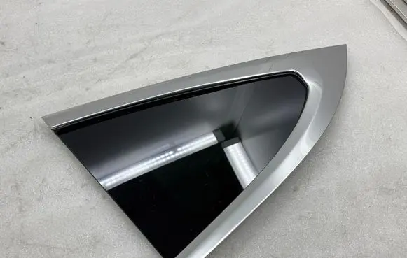 Tesla Model X Rear side window 103490785F 103490685F 43R004553