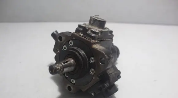 Fuel injection high pressure pump
