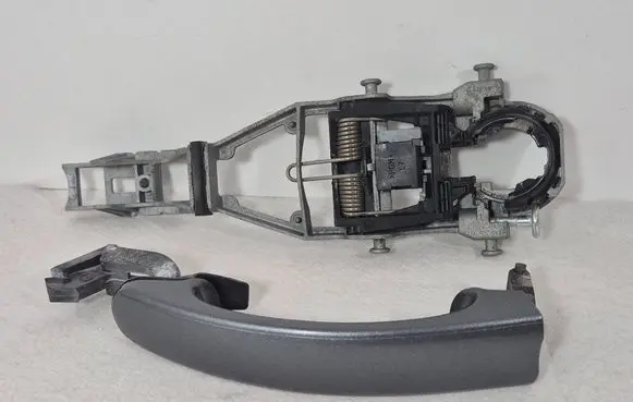 Volkswagen Golf V Front door exterior handle 1K0837885 1K5837205