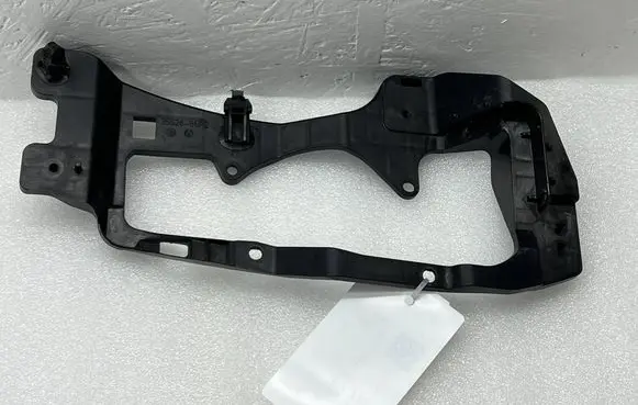 Suzuki Vitara (LY) Fog light bracket 3552686R2
