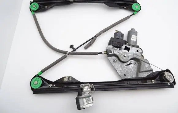 Ford Focus Front door window regulator with motor 0130821756 XS4123201