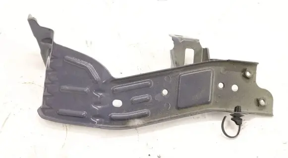 Cupra Leon Fender mounting bracket 5FA805371