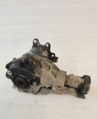 Gearbox transfer box case