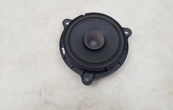 Nissan X-Trail T31 Panel speaker 28156EU00A