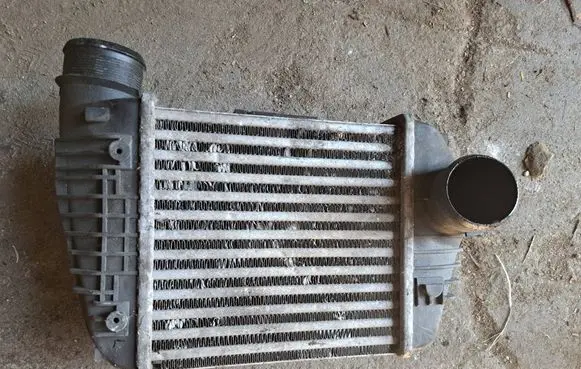 Audi A6 S6 C6 4F Intercooler radiator 4F0145806