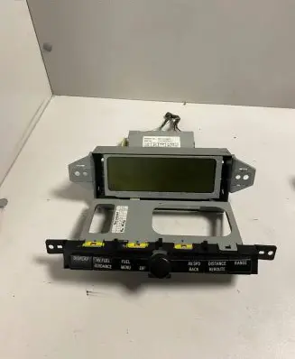 Toyota Avensis T250 Screen/display/small screen 8611005020 531867 CNTS6270LC