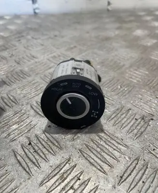 Volkswagen Touareg I Differential lock switch 7L6941435K