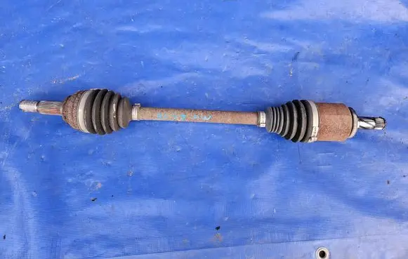 MG ZS Front driveshaft 10233396