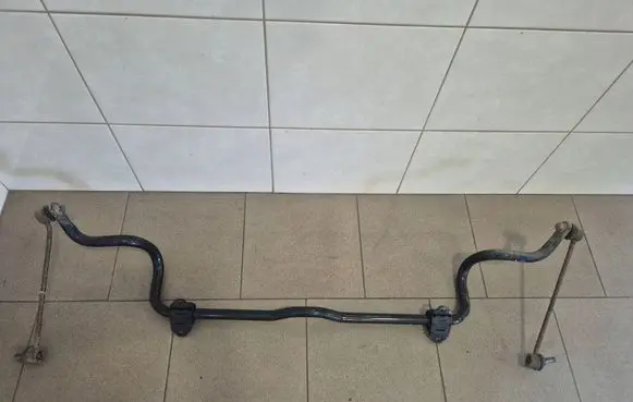 Hyundai Kona I Front anti-roll bar/sway bar 54810J9100