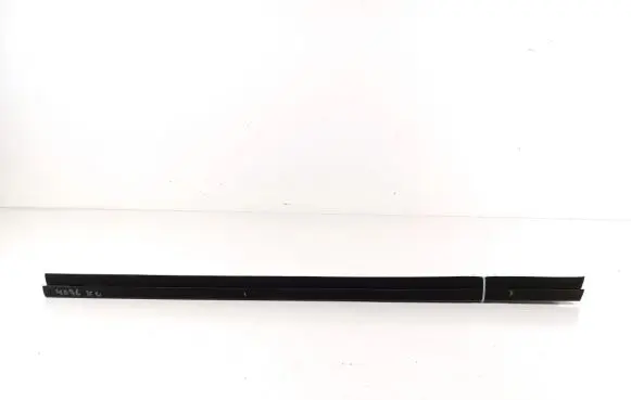 Toyota Verso Rear door card trim 68174-0F020