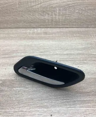 BMW 5 E39 Front door interior handle 7032925