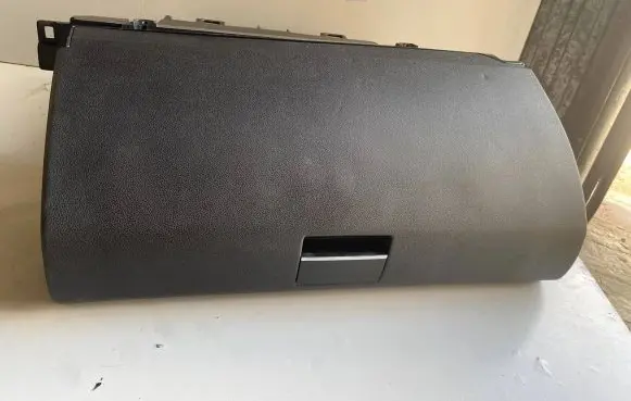 Mercedes-Benz A W169 Glove box 1005483