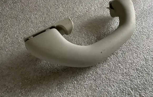 Seat Leon (1P) Rear interior roof grab handle 6L0857607