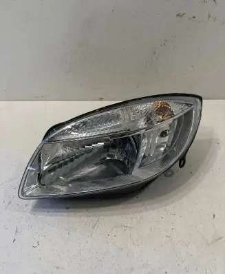 Skoda Fabia Mk2 (5J) Headlight/headlamp