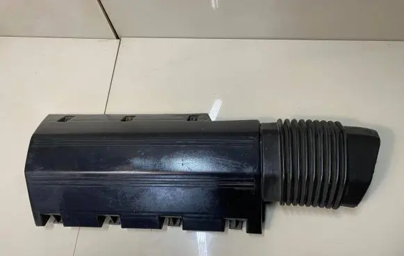 BMW 3 E36 Air filter box cover 13712245395