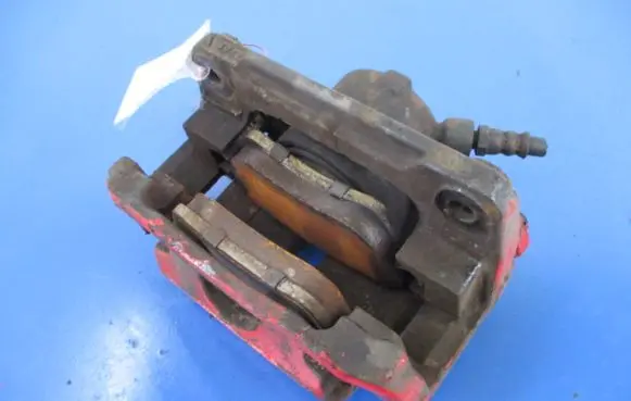 Renault Megane II Front brake caliper