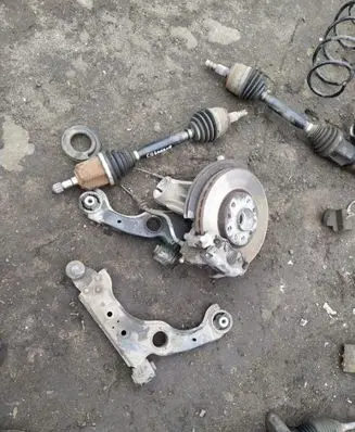 Alfa Romeo Giulietta Front wheel hub spindle knuckle brak